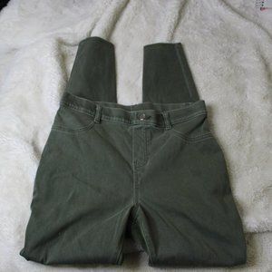 Time&Tru Jeggings -- LU -- Medium -- Olive Green